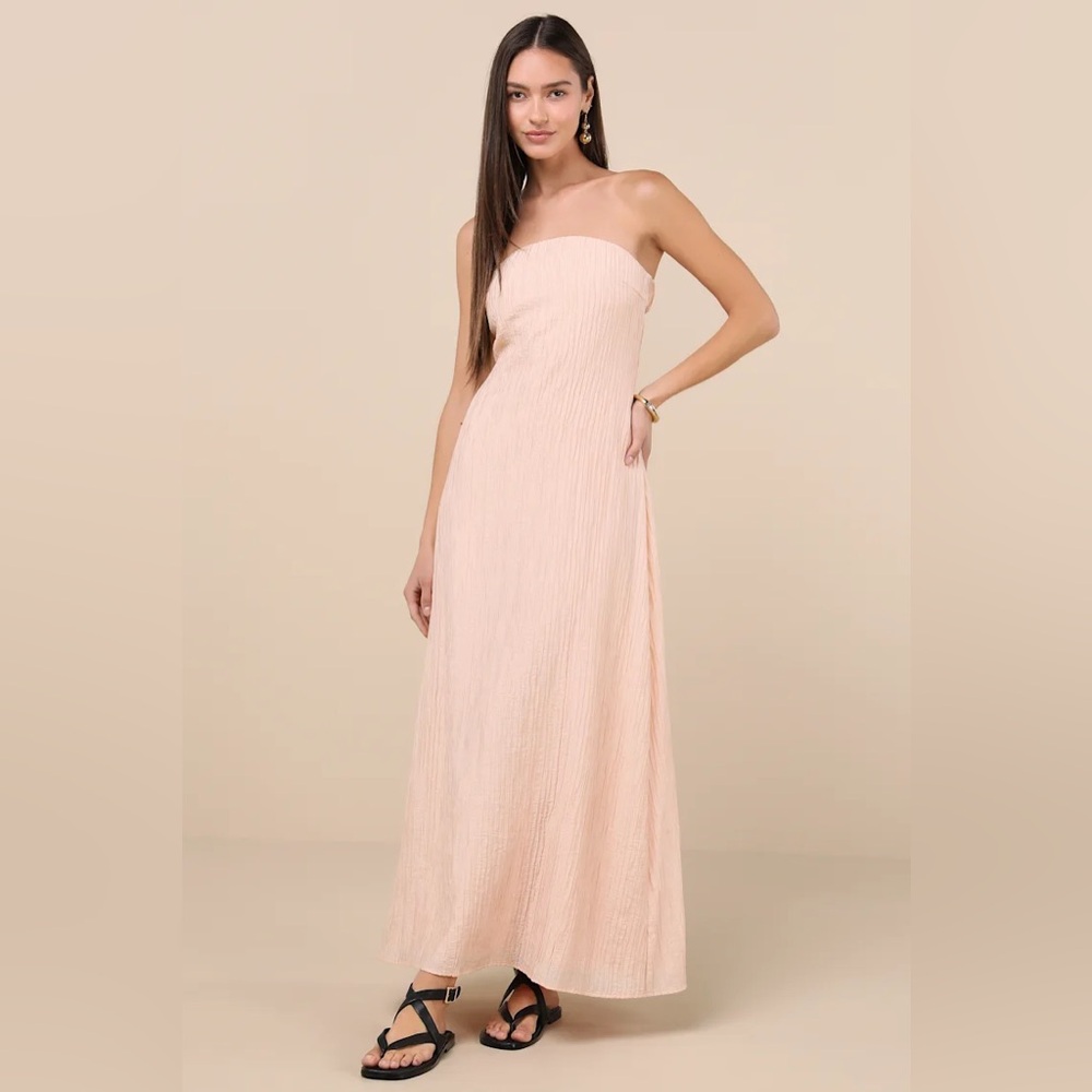 NWT Lulus  Strapless cutout Maxi Dress in peach pink